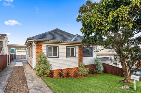 Property photo of 3 Grasmere Street Mount Saint Thomas NSW 2500