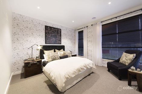 Property photo of 6 Stoneleigh Road Cranbourne North VIC 3977