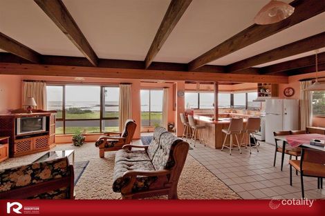 Property photo of 14 Ocean Drive Port Fairy VIC 3284
