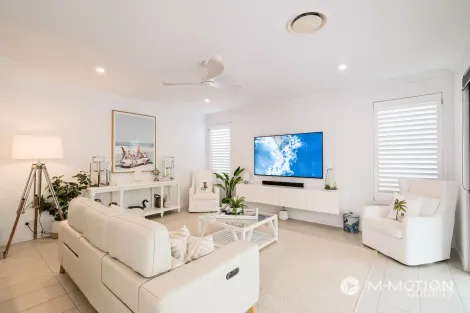 Property photo of 2/2 St Pauls Place Surfers Paradise QLD 4217