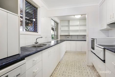 Property photo of 4 Normandie Place Unanderra NSW 2526