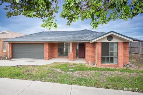Property photo of 29 Fingleton Crescent Sunbury VIC 3429