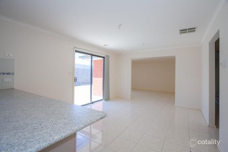Property photo of 29 Fingleton Crescent Sunbury VIC 3429