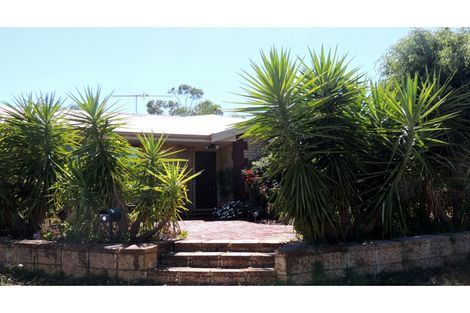 Property photo of 6 Jarrah Close Bullsbrook WA 6084