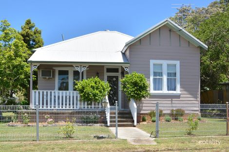 33 Alexander St, Ellalong, NSW 2325