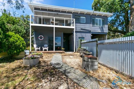 Property photo of 1 Fisher Parade Loch Sport VIC 3851