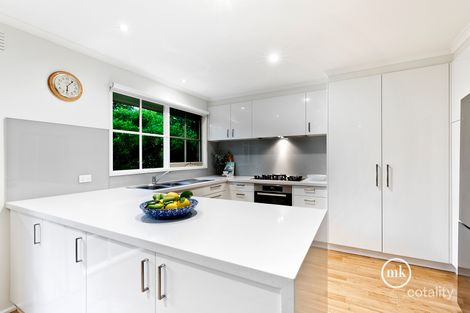 Property photo of 10 Quentin Way Eltham VIC 3095