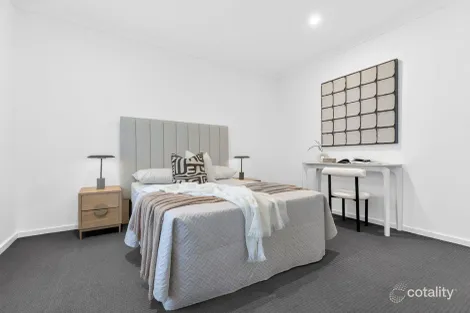 Property photo of 1/42 Manoon Road Clayton South VIC 3169