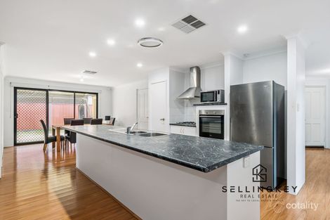 Property photo of 33 Amherst Road Canning Vale WA 6155