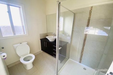 Property photo of 2/7 Borrowdale Road Harkness VIC 3337