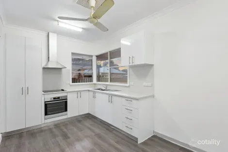 Property photo of 76 Rosher Road Lockridge WA 6054