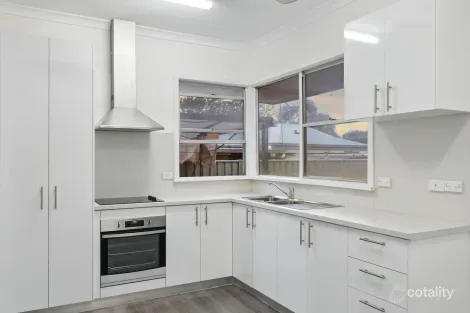 Property photo of 76 Rosher Road Lockridge WA 6054