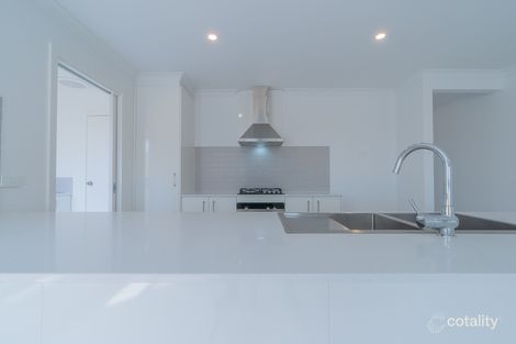 Property photo of 8 Hardhead Street Wallan VIC 3756