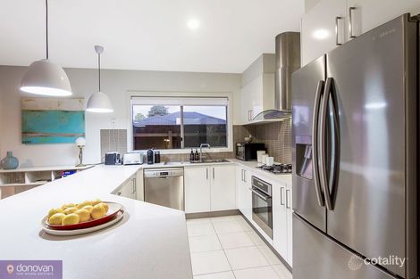 Property photo of 42 Botany Drive Carrum Downs VIC 3201