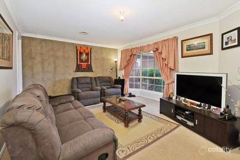 Property photo of 19 Cowley Street Delahey VIC 3037