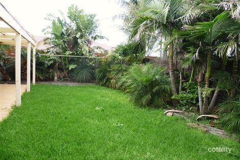 Property photo of 35 Garden Grove Drive Mill Park VIC 3082