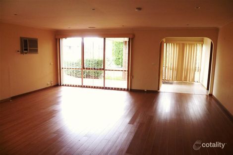 Property photo of 35 Garden Grove Drive Mill Park VIC 3082