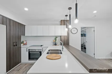 Property photo of 314/22 Andrews Street Cannon Hill QLD 4170