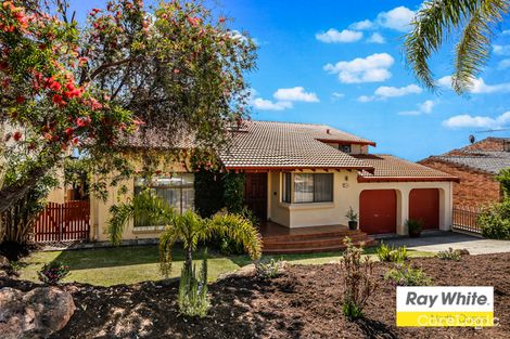 Property photo of 15 Stott Way Duncraig WA 6023