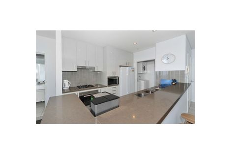 Property photo of 2404/4 Como Crescent Southport QLD 4215