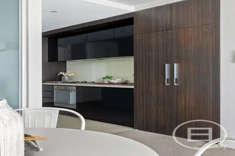 Property photo of 520/74 Queens Road Melbourne VIC 3004