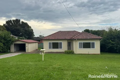 18 High St, Campbelltown, NSW 2560