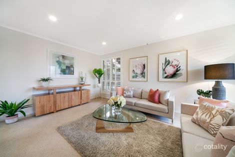 Property photo of 2 Wilmott Close Berwick VIC 3806