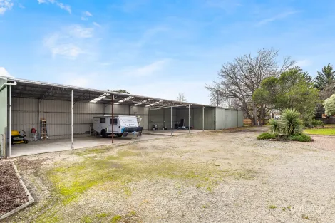 Property photo of 35 Mornington-Tyabb Road Tyabb VIC 3913