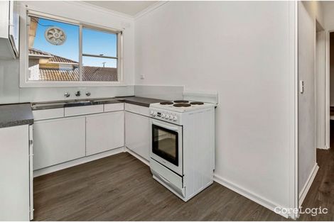Property photo of 8/389-391 Barkly Street Footscray VIC 3011