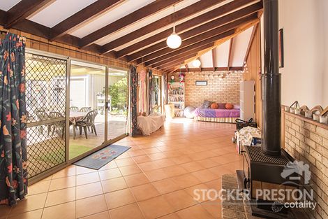 Property photo of 14 Armstrong Place Dunsborough WA 6281