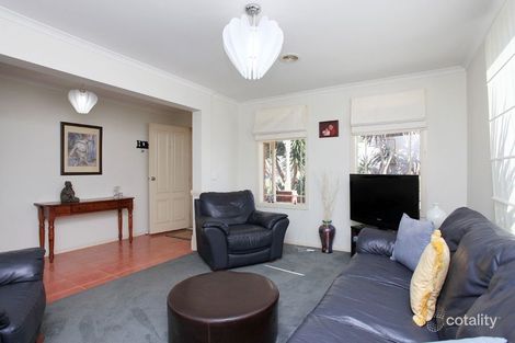 Property photo of 3 Lilly Pilly Close Werribee VIC 3030