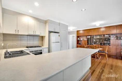 Property photo of 200 Craigieburn Road Craigieburn VIC 3064