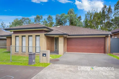 13 Rosedale Ct, Ropes Crossing, NSW 2760