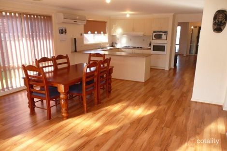 Property photo of 9 Jaye Place Cranbourne West VIC 3977