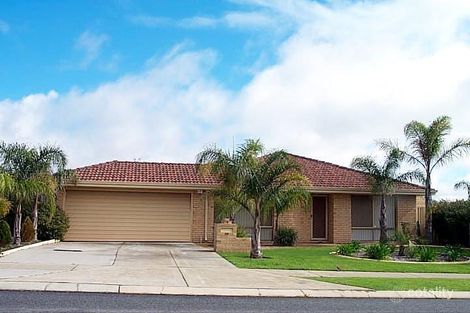 79 Jefferson Dr, Marangaroo, WA 6064