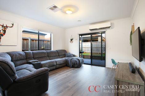 Property photo of 11 Lindwall Drive Cranbourne West VIC 3977