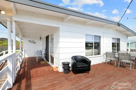 Property photo of 7 Irving Road Cowes VIC 3922