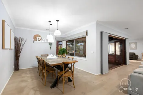 Property photo of 203 Painted Hills Road Doreen VIC 3754