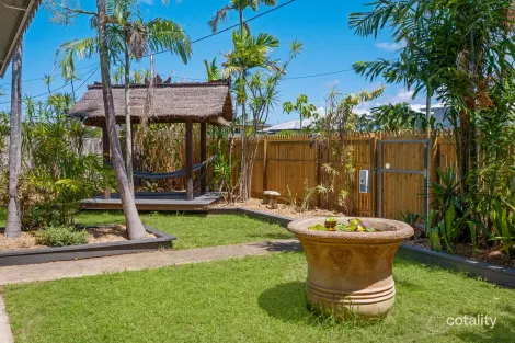 Property photo of 238 Howlett Street Currajong QLD 4812