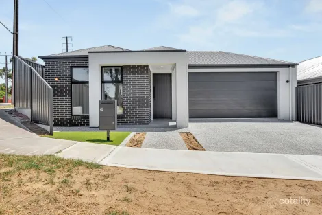 1 Troon Ave, Seaton, SA 5023