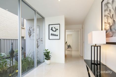 Property photo of 17 Mawson Close Tennyson SA 5022