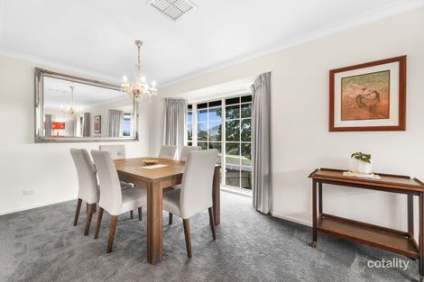 Property photo of 16 Saddleback Ridge Chirnside Park VIC 3116