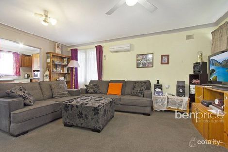 Property photo of 17 Magellan Avenue Lethbridge Park NSW 2770