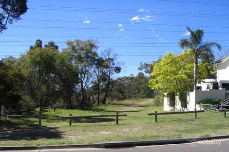 2 Moonah Rd, Alfords Point, NSW 2234