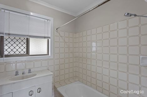 Property photo of 4/2 Benjamin Street Mount Lofty QLD 4350