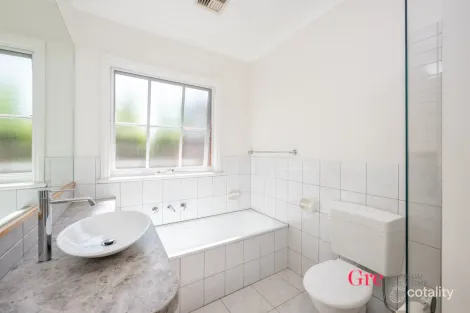 Property photo of 2/29 Fallon Street Brunswick VIC 3056