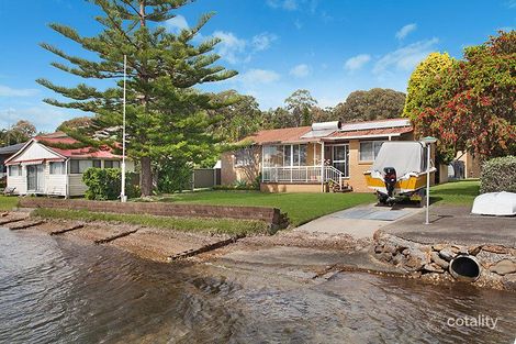 21 Waterside Ave, Sunshine, NSW 2264