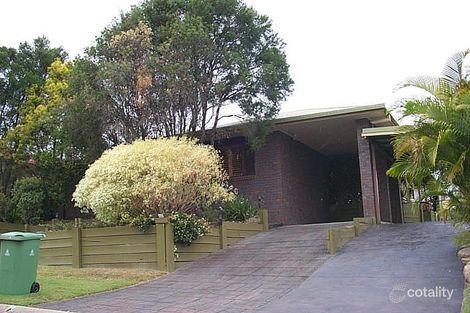 19 Willow St, Albany Creek, QLD 4035