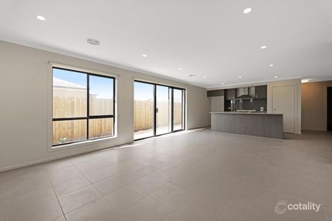 Property photo of 12 Westgate Avenue Wallan VIC 3756