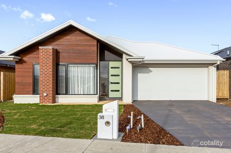 38 Windansea St, Armstrong Creek, VIC 3217